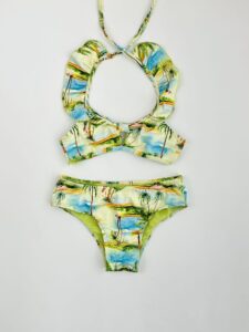 BIQUINI AQ BABADO/NO PRAIA