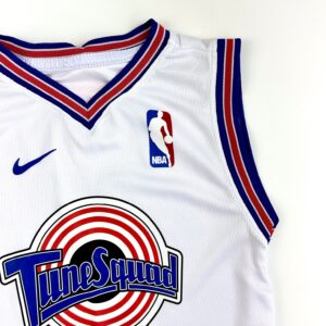 REGATA BASQUETE TUNE SQUAD - Imagem 2