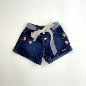 SHORT RAY COM FLOR DE APLIQUE BOLSO - Imagem 4